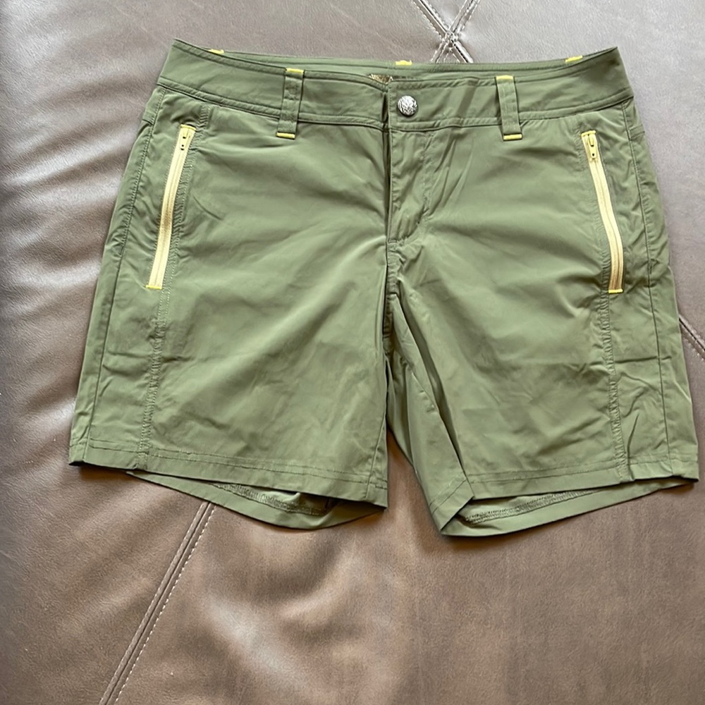 PRANA Technical Stretch Short sz 6